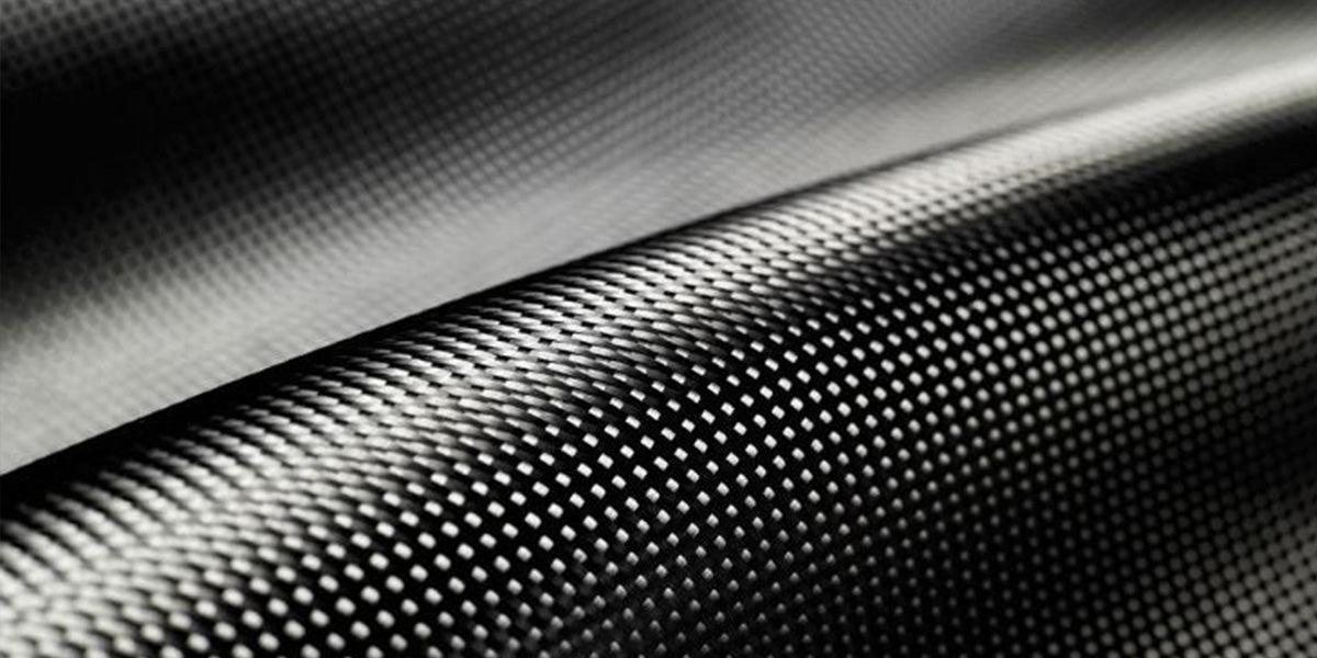 Carbon Fiber vs. Fiberglass: How Core Materials Affect Your Pickleball Paddle Feel