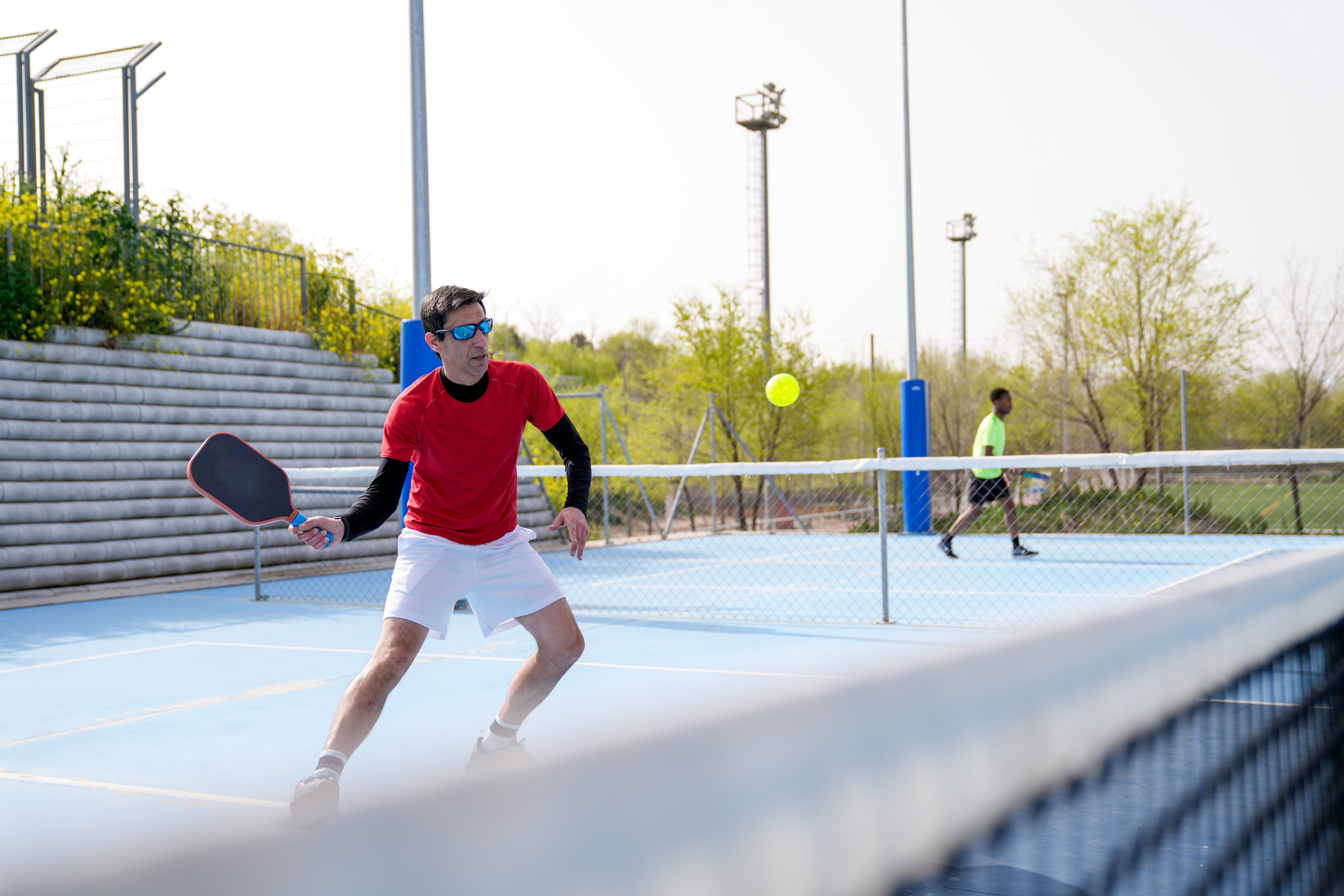 Using the Wind: Tactics for Outdoor Pickleball