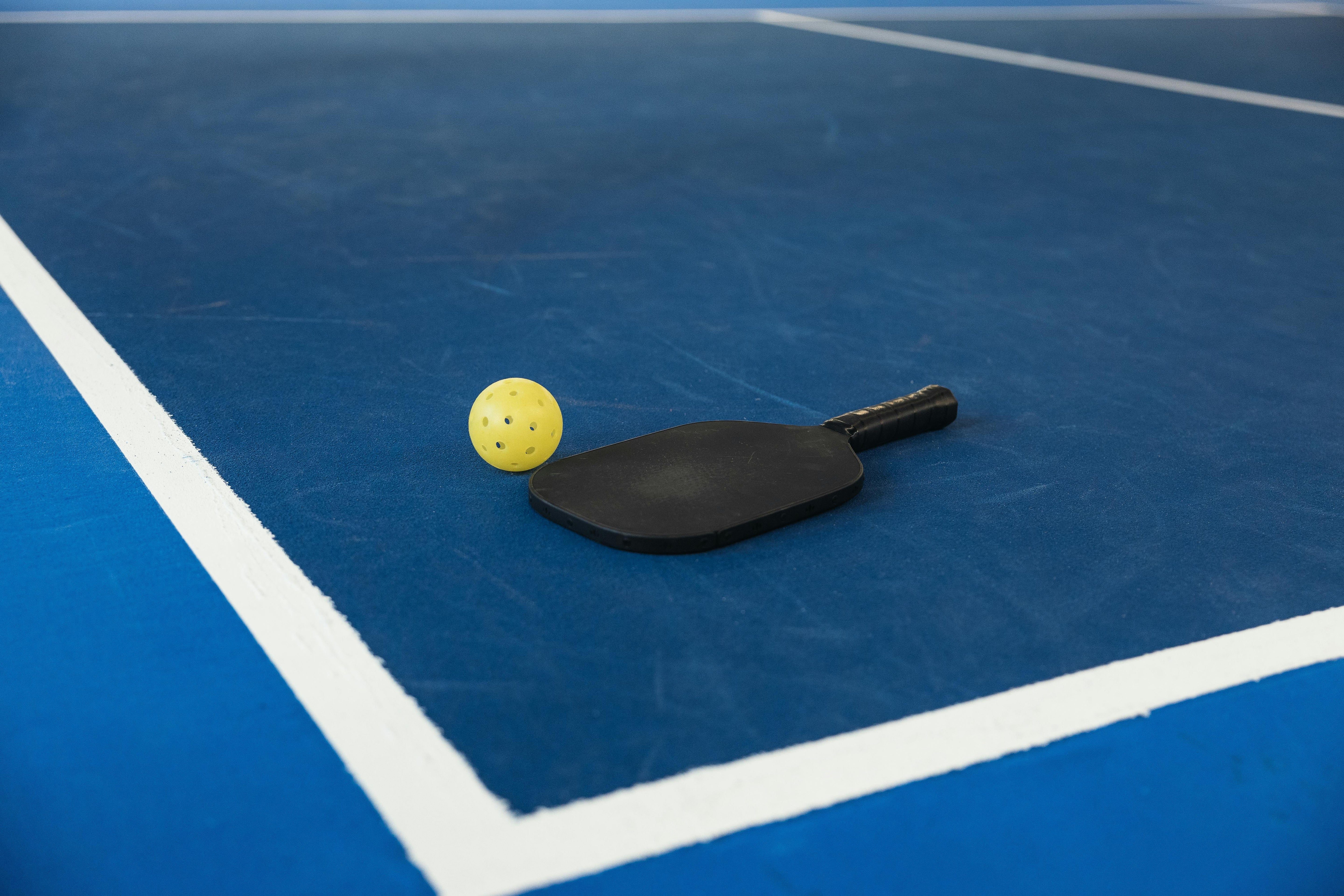 forgiving pickleball paddle sweet spot guide 2026